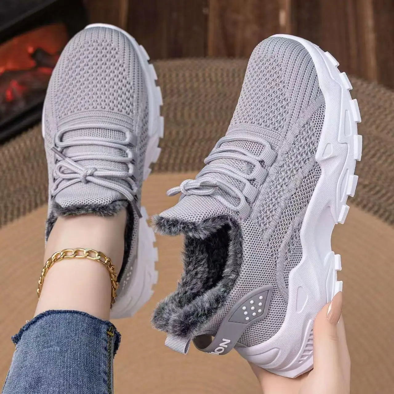 Women's Winter Lightweight Warm Sneakers Waterproof Non-Slip Outdoor Walking Shoes for Cold Weather Daily Commuting