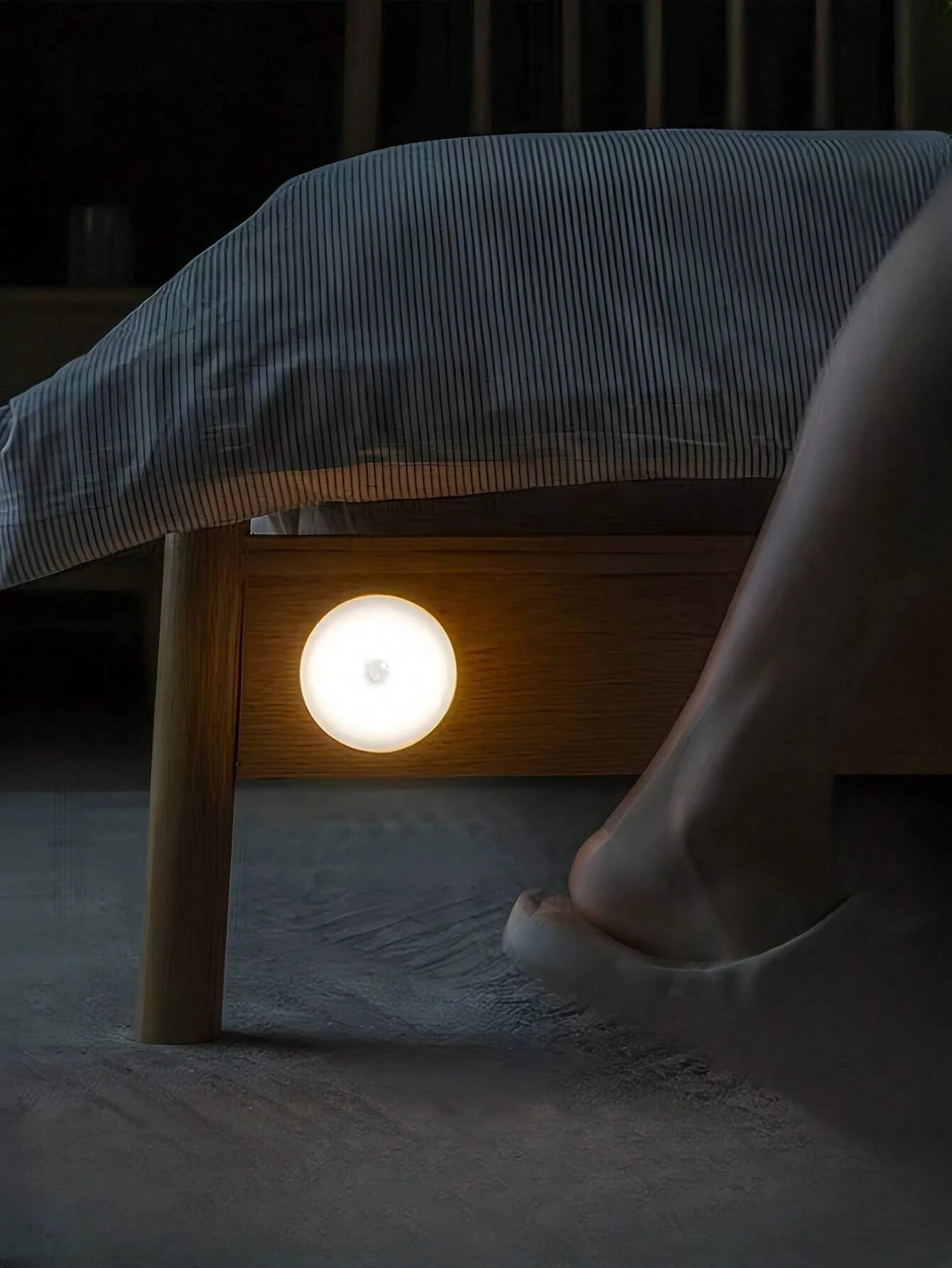 Motion Sensor Led Light Usb Charging Square Lamp for Bedroom Kitchen Stair Hallway Wardrobe Cupboard Lighting