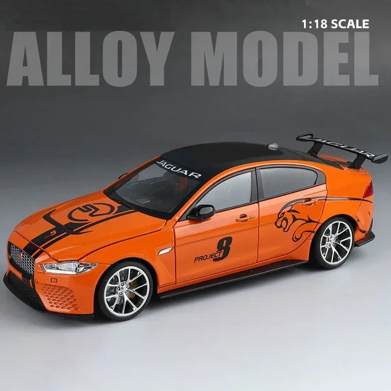 1:18 Scale Jaguar XE SV PROJECT 8 Alloy Vehicles Model Diecast Metal Sound＆Light Collectible Childrens Birthday Toy Gifts
